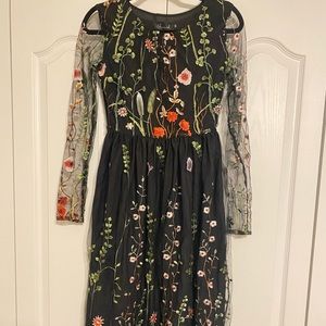 Chicwish | Black Floral Maxi Dress